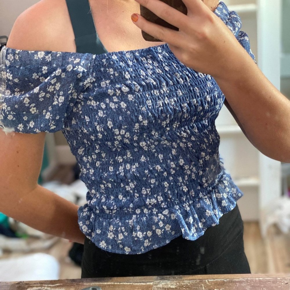 floral blue lace croptop
